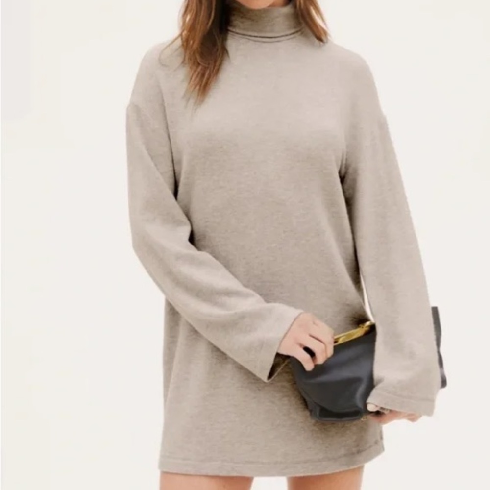 NWT Reformation Aspen Heather Grey Knit Dress